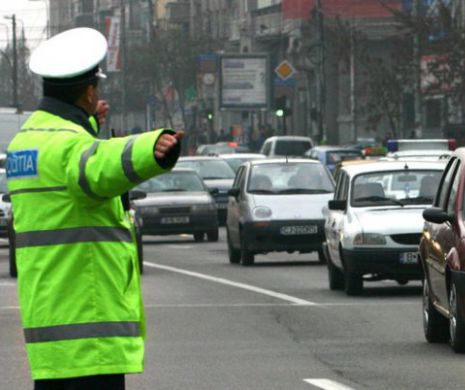 Anunț pentru toți șoferii din România! Cine poate da amenzi, începând de azi?