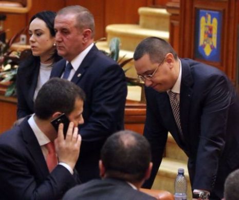 FOTO. Demisia lui Victor Ponta destinată lui Liuviu Dragnea