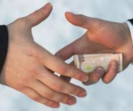 MITĂ de 20.000 de lei pentru PROCURORI