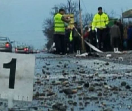 ULTIMA ORĂ: Trafic BLOCAT! Un TIR s-a RĂSTURNAT pe calea ferată