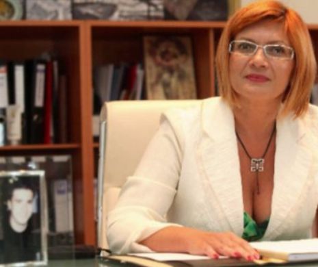 Văduva miliardarului Adamescu își ACUZĂ fiul vitreg de FURT
