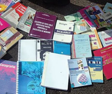 Visul neîmplinit al tuturor miniştrilor. După patru ani de încercări, un nou impas în schimbarea manualelor şcolare