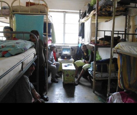 Condiţiile din penitenciarele româneşti, în atenţia CEDO. România a fost amendată pentru că a dat deţinuţilor apă caldă cu raţia, pentru lipsa paturilor şi a hranei