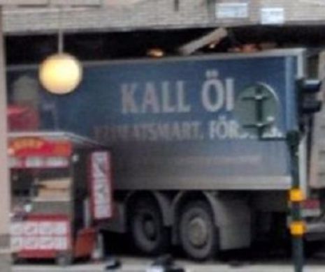 Cum a SALVAT un ecuadorian viața a sute de persoane, la Stockholm, când un bărbat a intrat cu camionul în mulțime