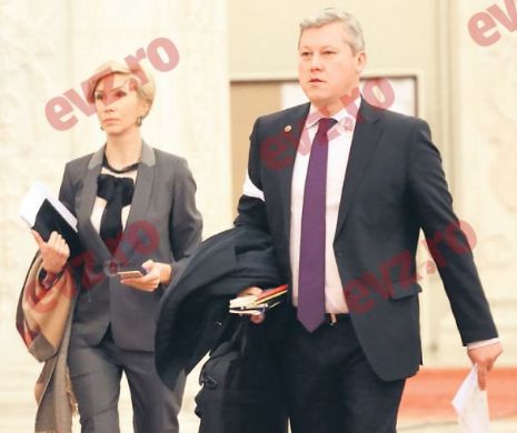 Cum vor PNL și USR să devină un fel de UDMR