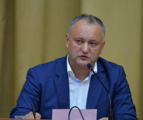 Dodon nu-i lasă pe militarii moldoveni să se antreneze în România