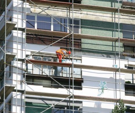 Dorel face reabilitare termică