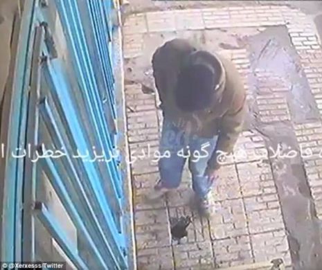 Era să MOARĂ pentru că a aruncat o ŢIGARĂ pe jos. VIDEO surprins de camerele de supraveghere
