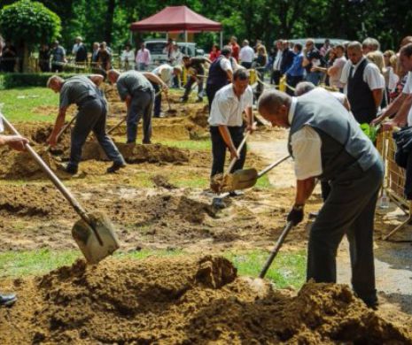Este IREAL. Concursul de săpat MORMINTE a devenit VIRAL – VIDEO