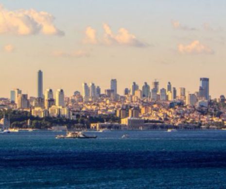 Istanbul. Turcii demonstrazeă contra lui Erdogan