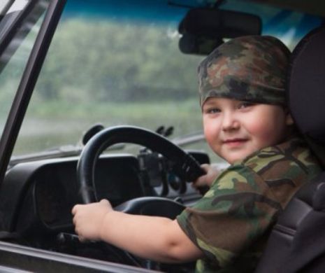 La 8 ani ştie să CONDUCĂ ca un ADULT. Isprava facută de un copil