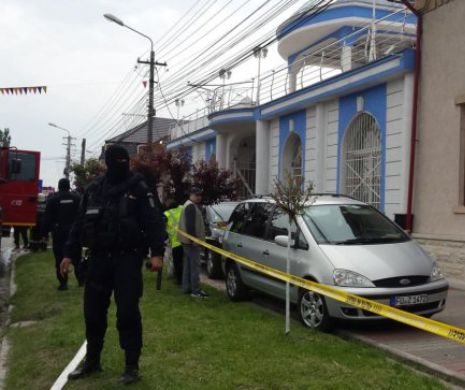 Scandal URIAȘ între cele mai puternice clanuri de romi dintr-un oraș din vestul țării