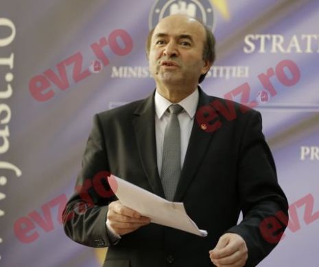 Tudorel Toader, copleșit de problemele financiare din Justiție: „Nu la mine e pixul”