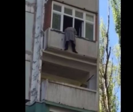 Un politician a vrut să se arunce de la balcon de teama mascaților - VIDEO