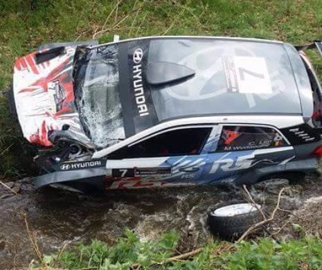 Accident GRAV la Raliul Transilvaniei. Doi piloți au ajuns în stare gravă la spital