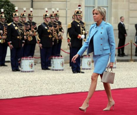 Anturajul soților Macron dezvăluie lucruri incredibile. Amănunte fabuloase din culisele instalării la Palatul Elysee