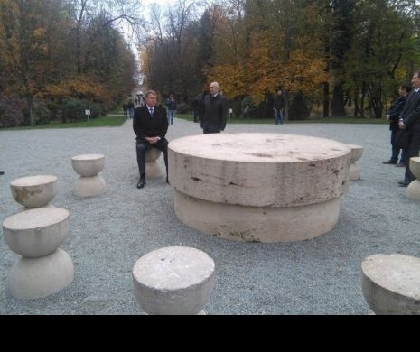 Operele lui Brâncuși nu mai pot fi atinse