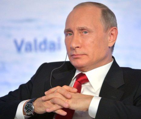 Prima reacție a lui Putin după victoria lui Emmanuel Macron