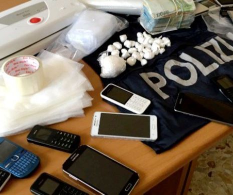 Româncă arestată în Italia, după ce a fost prinsă cu jumătate de kilogram de cocaină