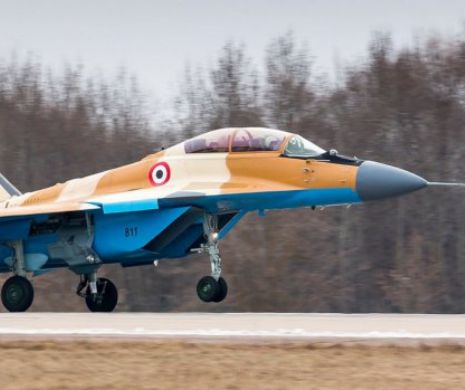 Un avion militar bagă în sperieți Craiova, între orele 21.00-22.00