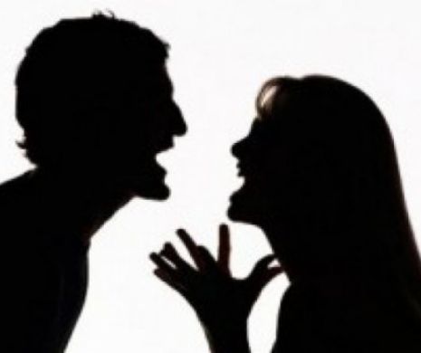 Un sucevean s-a răzbunat pe iubită introducându-și în fund o sticlă de suc