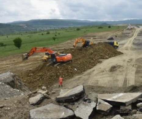 Proprietarii de pe autostrada surpată, lăsați fără despăgubiri. Exclusiv EVZ