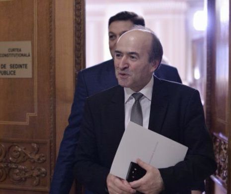 Toader îi răspunde IRONIC Danei Gîrbovan: „Nu vreau să încalc legea, dar...”
