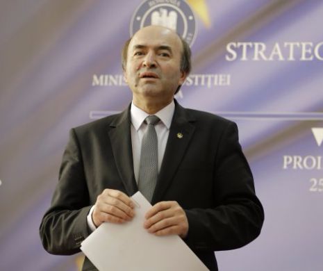 Tudorel Toader, LOVITURĂ în Justiție. Ce MAGISTRAȚI a înlăturat de la minister