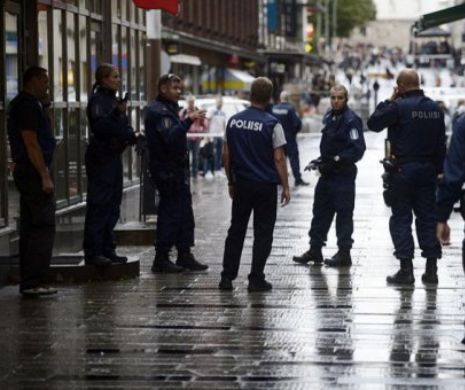 ALERTĂ de securitate la Helsinki! Un șofer a intrat cu mașina în mulțime