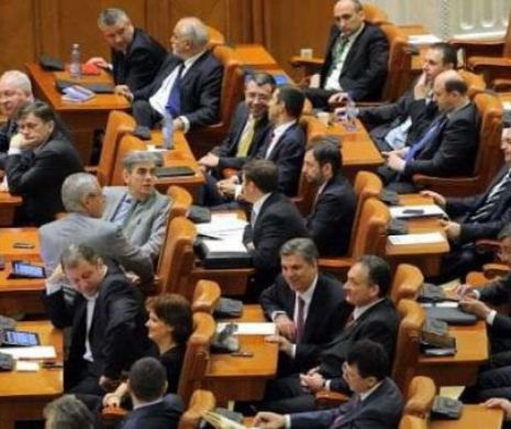 Atac DUR la adresa POLITICIENILOR: „Sunt nişte PROSTITUATE”