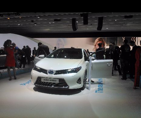 Automobilele HIBRID sunt tot mai POPULARE în ROMÂNIA: Ce AVANTAJE FINANCIARE aduc?
