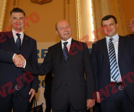 Băsescu, la răscruce între PMP și partidul de peste Prut