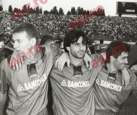 Când Steaua era Steaua şi Bancorex, bancă. POVESTEA UNEI FOTOGRAFII
