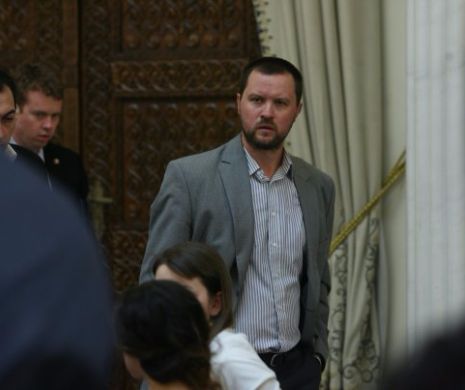 Dezvăluirile despre arhiva SIPA s-ar putea lăsa cu dosare penale. Monica Macovei l-a băgat pe Dan Tăpălagă în arhiva SIPA, deși nu era angajat în minister