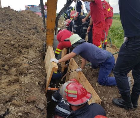 ÎNGROPAT DE VIU. Operațiune DRAMATICĂ de SALVARE a ISU | GALERIE FOTO