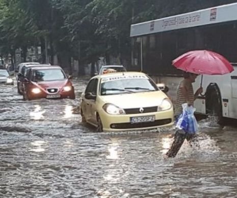 Județul Constanța, acoperit de ape. Codul galben de ploi și vijelii a făcut prăpăd