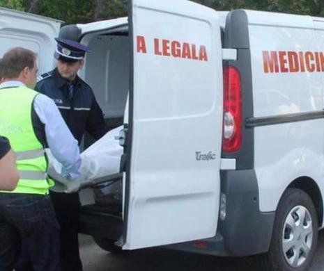 Moarte SUSPECTĂ în GIURGIU. Un tânăr a fost găsit MORT într-un BLOC