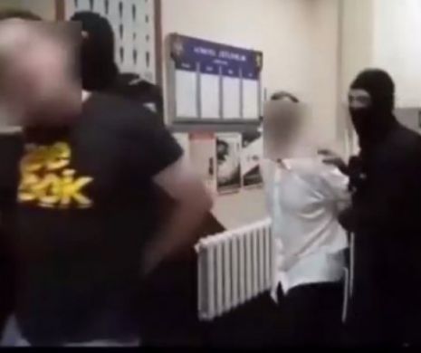 Patru membri ai unei familii, reținuți de polițiști! Ce au putut să le facă POLIȚIȘTILOR locali...