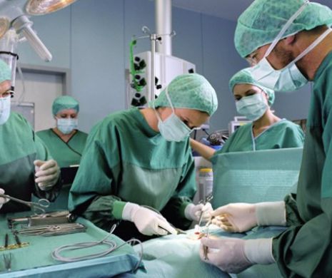 REVOLTĂ în SĂNĂTATE. Doar 50% dintre medici vor avea SALARII mai MARI, acuză sindicatele. Cum s-a ajuns aici