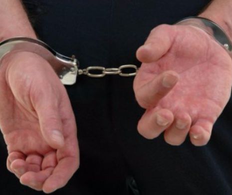 Riscă ȘASE ani de închisoare din cauza unor postări pe Facebook. Ce a făcut un bărbat din Argeș