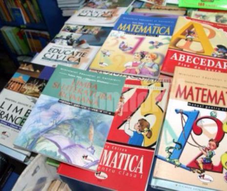 ȘOC! Începutul anului școlar, PARALIZAT! Copiii pot rămîne FĂRĂ MANUALE școlare. Licitația este în AER