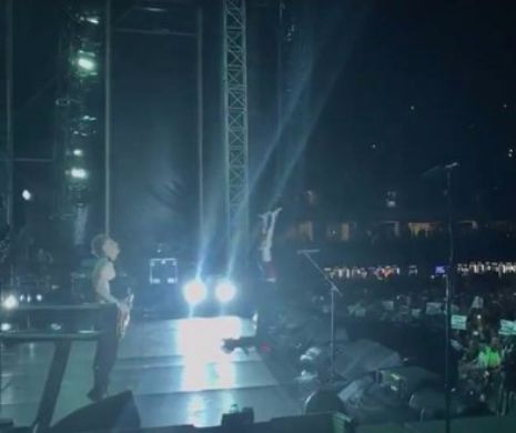 Trupa DEPECHE MODE a mulțumit fanilor români