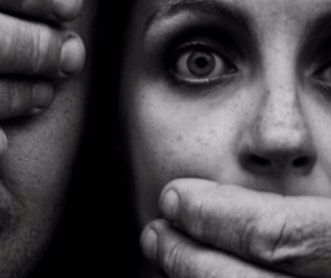 Un tată şi-a VIOLAT fiica timp de 5 ani: „Nu e viol. N-a zis nici da, nici nu”