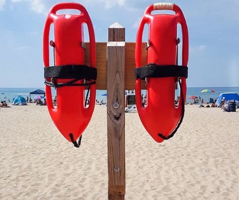 Un turist care se plimba cu skijet-ul a rănit la Mamaia un SALVAMAR