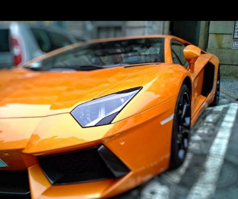 COCALARUL CU LAMBORGHINI a lovit! Locul de parcare ales a stârnit REVOLTA OAMENILOR. Imagini în articol