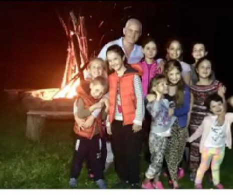 În vacanță, cu Virgil Ianțu! Vedeta TVR a organizat o tabără în mijlocul naturii pentru copii și părinți