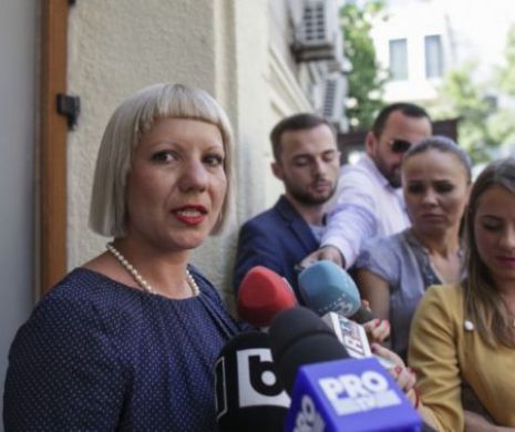 LEGĂTURA dintre Camelia Bogdan şi Udrea. Cum a fost aleasă să predea angajaţilor Ministerului Agriculturii  judecătoarea care l-a condamnat pe Voiculescu