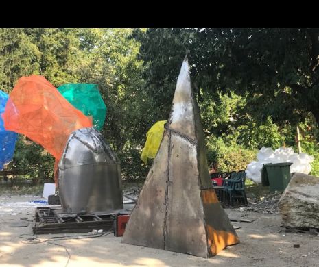 S-a lansat Instalart/ Sculptura/ 000. Cei mai talentați tineri artiști și-au eliberat imaginația