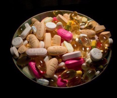 Studiu: Administrarea excesivă de vitamine și suplimente poate crește riscul apariției cancerului pulmonar