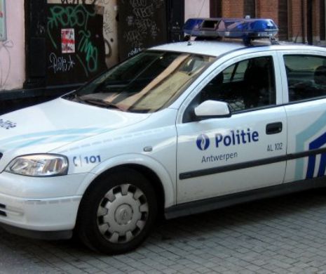 TEROARE ÎN BELGIA! Un șofer a intrat în mulțime. Mai mulți RĂNIȚI